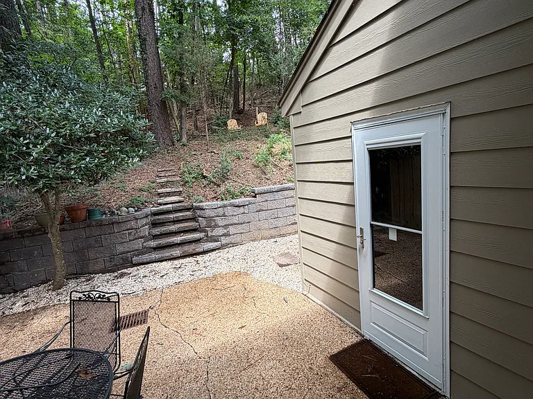 2208 Montreat Dr — Photo 12