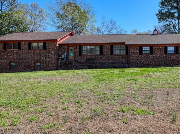 803 White Plains Rd, Gaffney, SC 29340