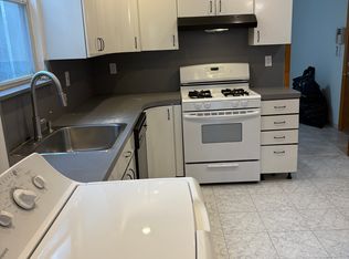 8305 Myrtle Ave FLOOR 2, Ridgewood, NY 11385