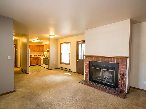 Living Room 1903 Pine C