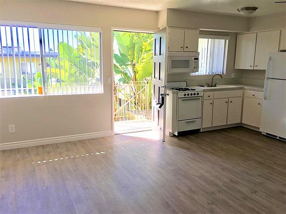 3rd image of 1231 25th St APT 18