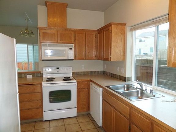2nd image of 25711 162nd Pl SE