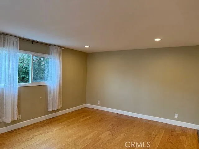 22648 Mobile St — Photo 15