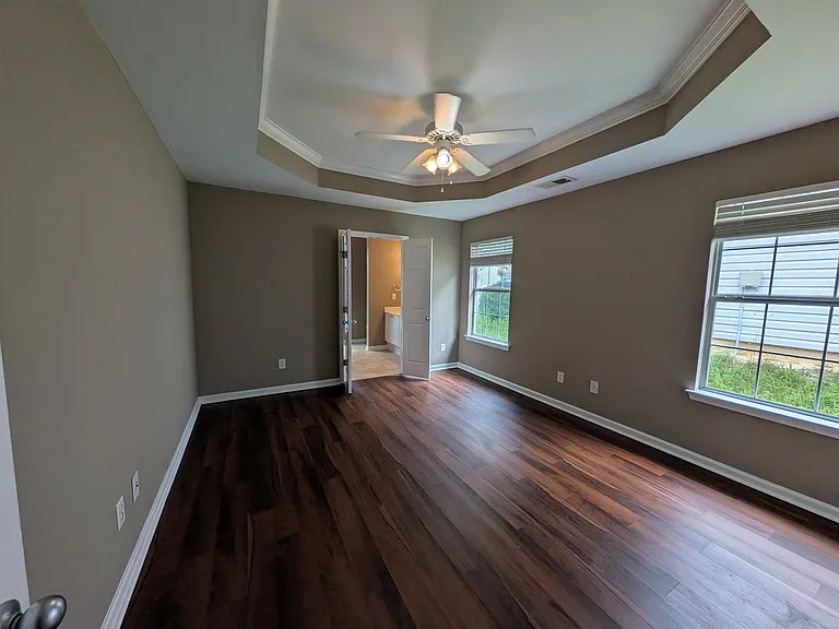 323 Forest Lakes Dr — Photo 5