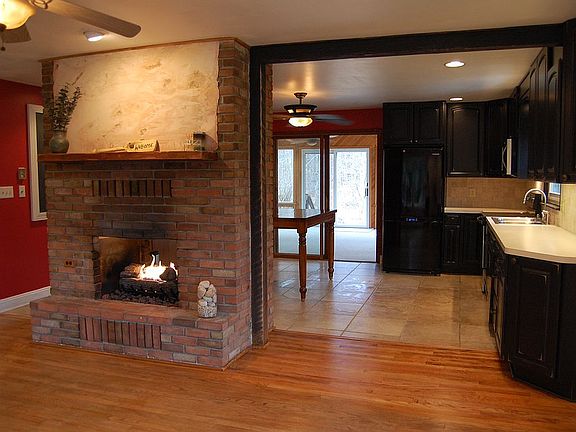 Kitchen (Vacant) | 2016