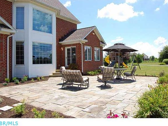 Relax on the Slate Tiled Patio