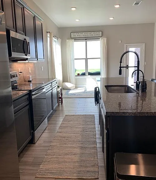 2509 Husk St — Photo 4