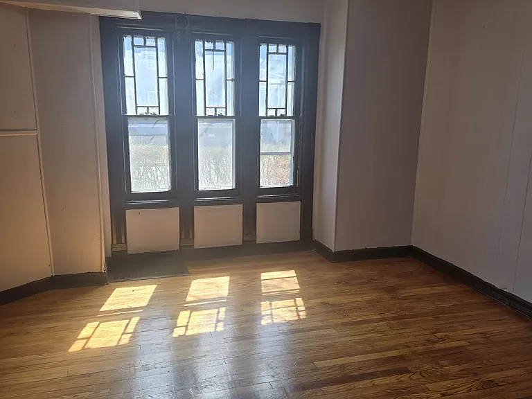 119 Thompson St — Photo 7