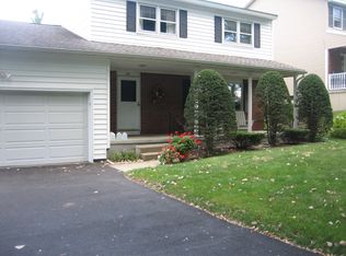 135 Hillcrest Ave, Albany, NY 12203