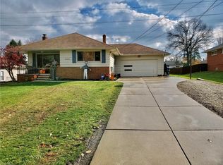 3355 Sunhaven Oval, Parma, OH 44134