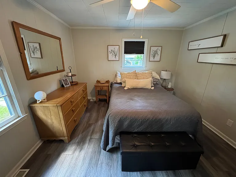 832 S Park Ave — Photo 3