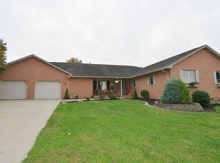 6811 Wade Park Dr, Wadesville, IN 47638
