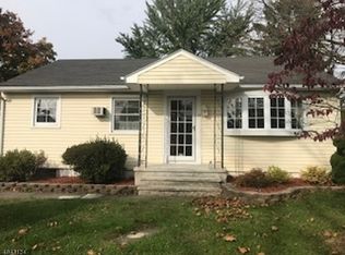 17 Liberty Blvd, Phillipsburg, NJ 08865