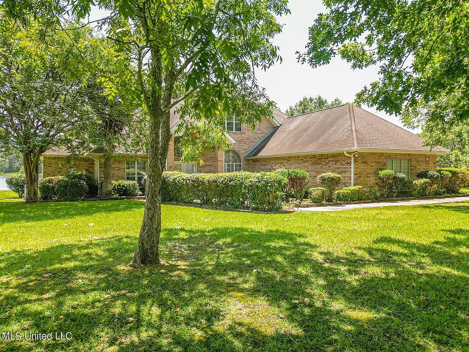 18359 Robinwood Dr, Saucier, MS 39574 Zillow