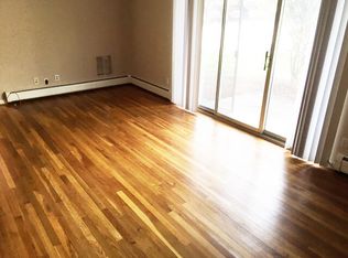 1225 Island Dr APT 104, Ann Arbor, MI 48105
