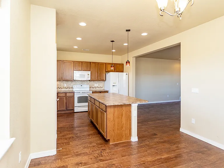 1839 Portland Gold Dr — Photo 11