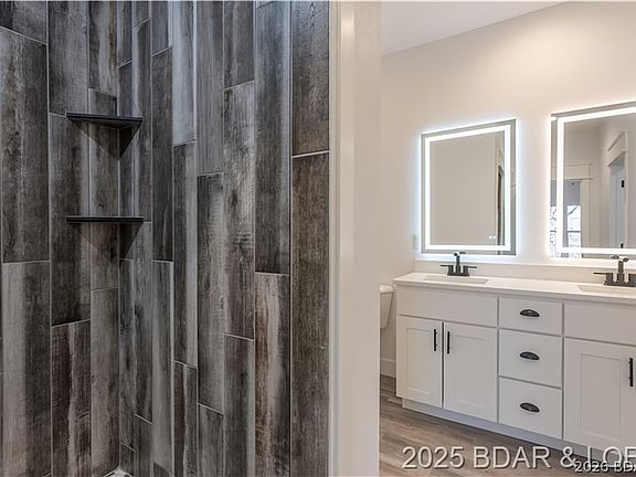 4th image of 3164 Cross Creek Rd