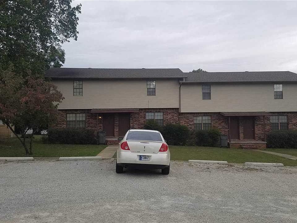 1st image of 827 Wirt St