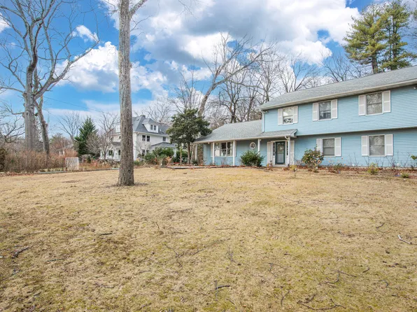 241 Morris Ave, Mountain Lakes, NJ 07046