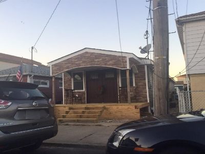 107 Noel Rd, Broad Channel, NY, 11693