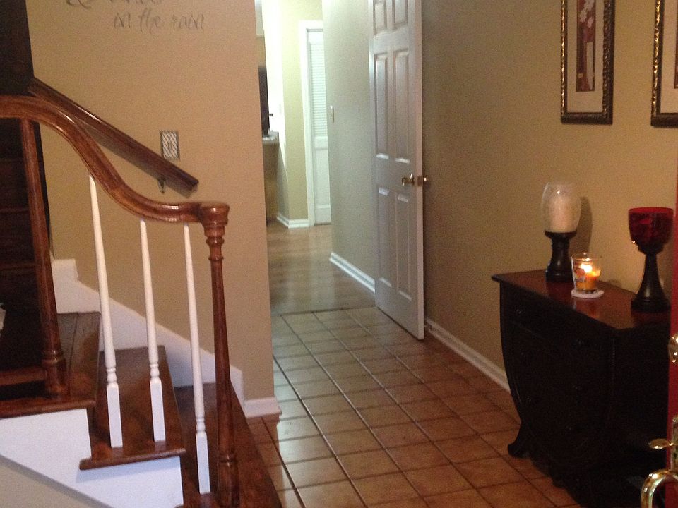 1st image of 325 High Point Dr