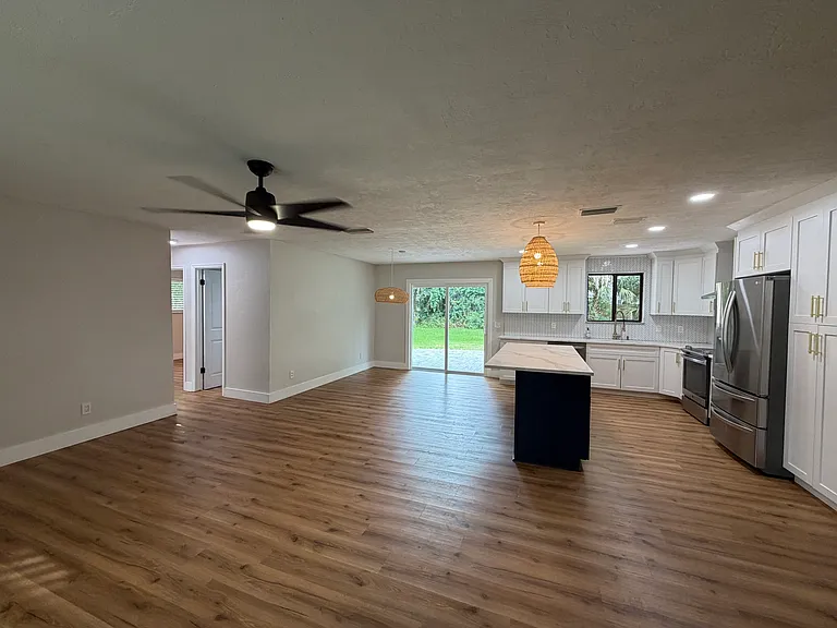 2286 Swoope Dr — Photo 7