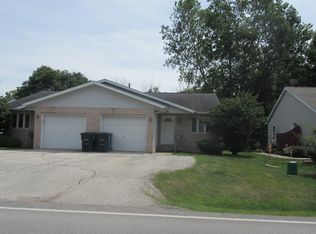 613 Wood St #615, Porter, IN 46304