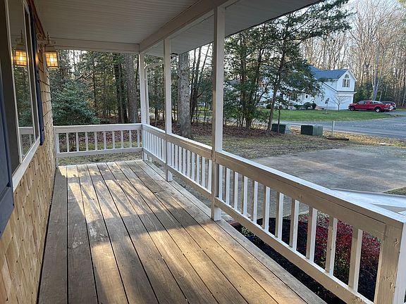 3rd image of 2361 Jolly Rodger Dr