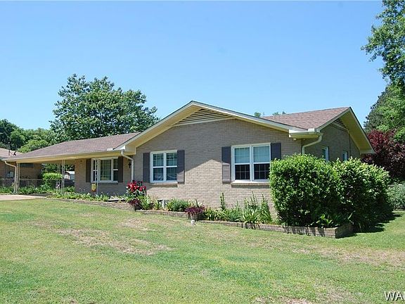 4th image of 3204 32nd St