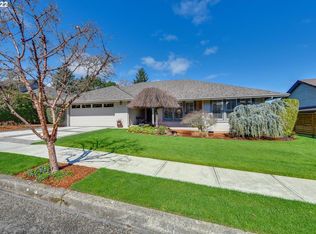 3215 SW 26th St, Gresham, OR 97080