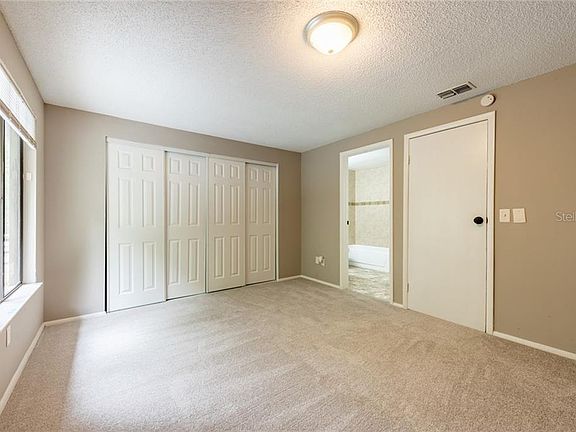 5th image of 4914 Silver Oaks Vlg #D