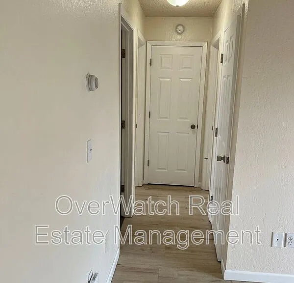 827 E 11th Ave #4 — Photo 7