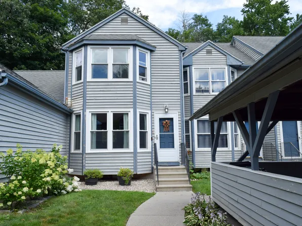 38 Rushford Meade, Granby, CT 06035