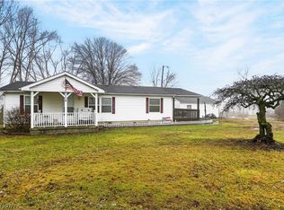 12948 S State Line Rd, Petersburg, OH 44454