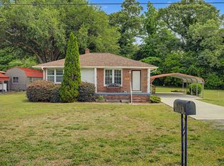 230 Sunnifield Dr, Williston, SC 29853