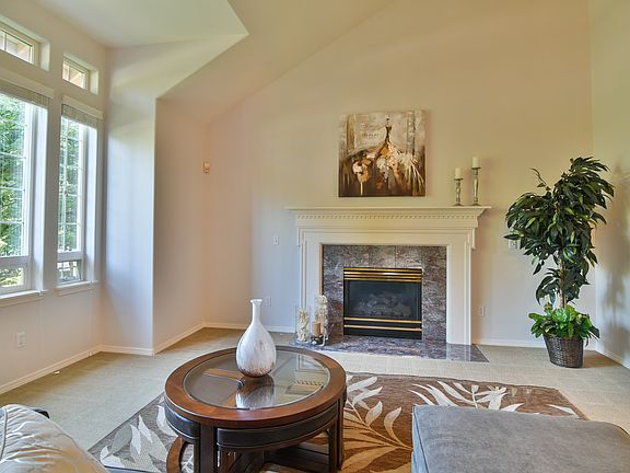 3rd image of 15875 NE 25th Pl