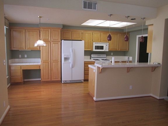 3rd image of 422 Camille Cir Unit 11