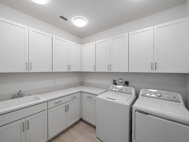 13613 Le Christine Dr — Photo 38