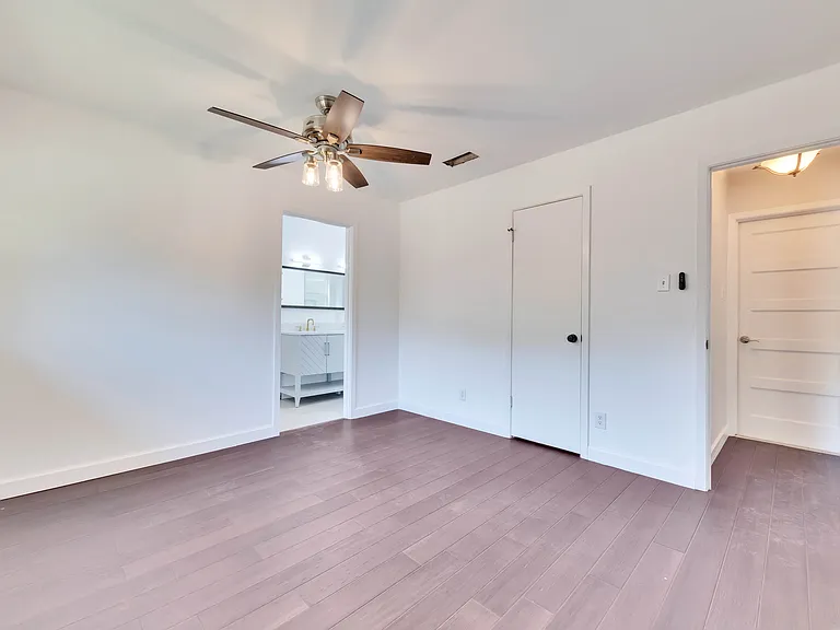 519 Yucca Dr — Photo 22