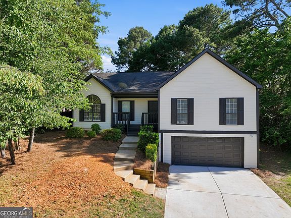 2nd image of 1820 Stone Forest Dr