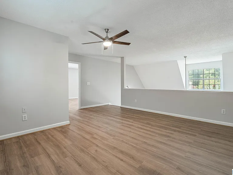 205 Brookhollow Dr — Photo 17