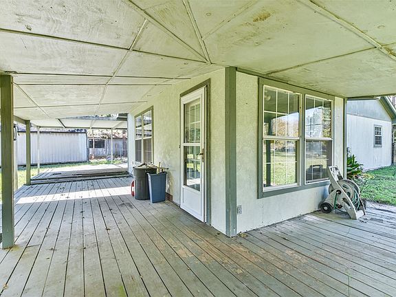 3rd image of 200 Silcox Ln