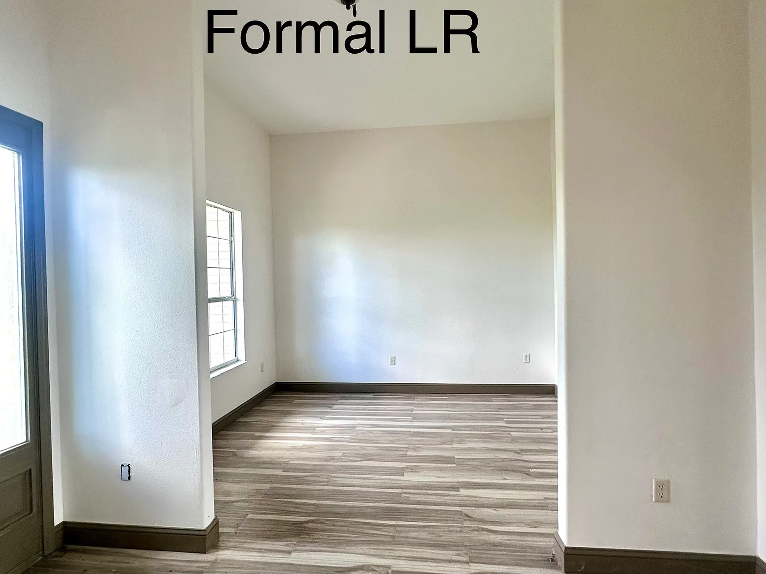4 bed, 2662 sqft, $4,950 — Photo 4