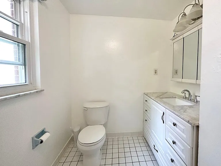 6548 Dalzell Pl — Photo 9