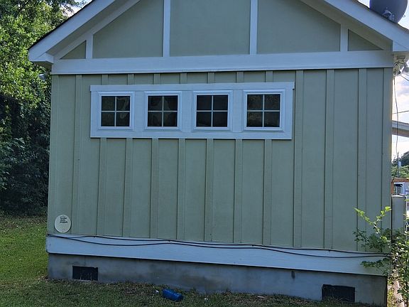 2nd image of 3671 Lyons Pl