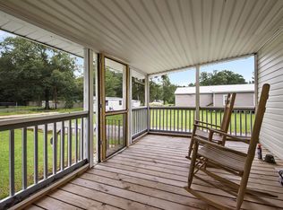 20425 Perrilloux Rd, Livingston, LA 70754