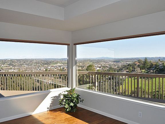 5th image of 1759 Highland Park Dr