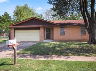 1603 S Redbud Pl, Broken Arrow, OK 74012