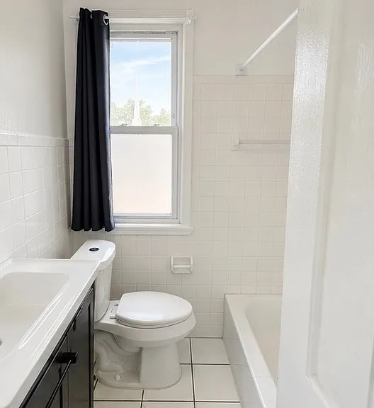 1875 Ewald Cir #2E — Photo 3