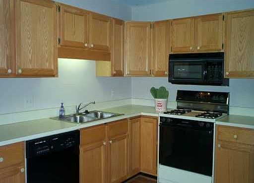 5th image of 474 Liberty Pointe Dr